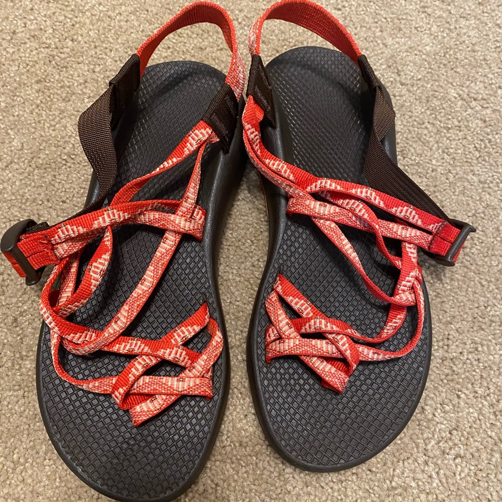 Chacos Womens Size 9 Shoes